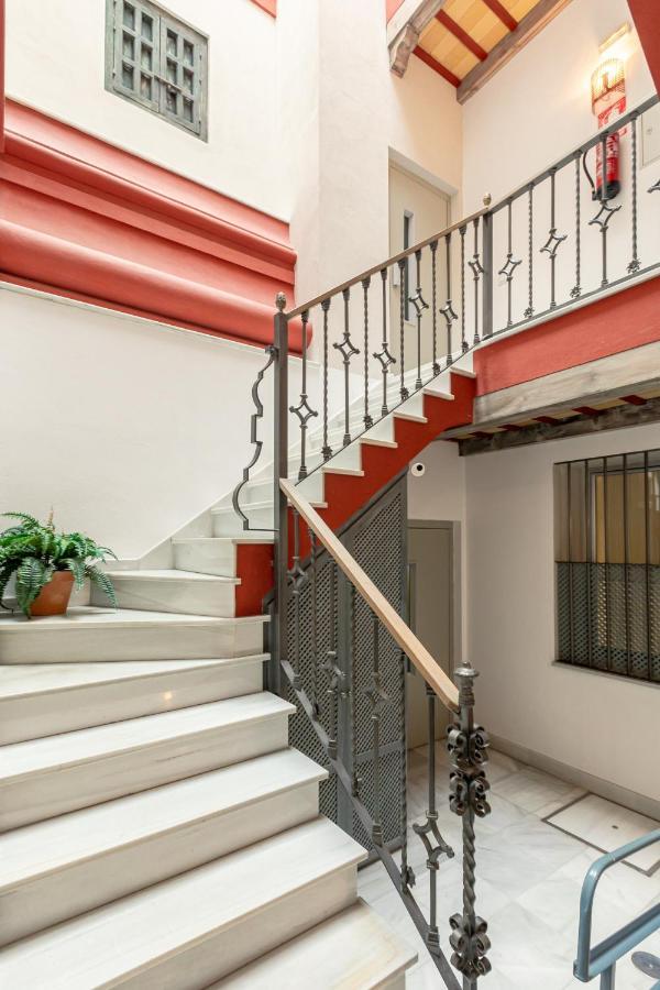 Hercules Xci Apartments Seville Exterior photo